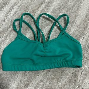Five dancewear, sports bra, size youth large.